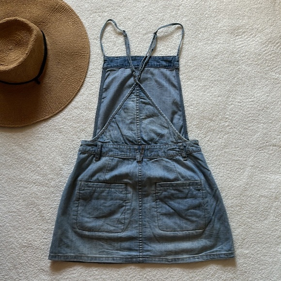 ♥️… Free People Savannah Chambray Denim Blue Overall Mini Dress - Picture 8 of 10